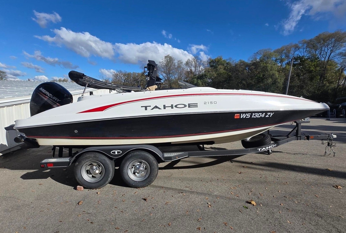 2018 Tahoe 2150 - Sold Boat