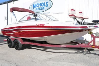 BOATZON | Tahoe 216 WT 2011