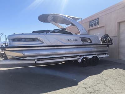 BOATZON | Tahoe Grand Tahoe Elite Windshield 25 FT 2026