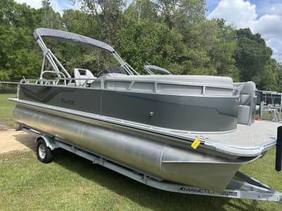BOATZON | Tahoe Pontoon Boats Sport 85 23 VERASTILE REAR BENCH140HP 2026 BOATZON | Tahoe Pontoon Boats Sport 85 23 VERASTILE REAR BENCH140HP 2026