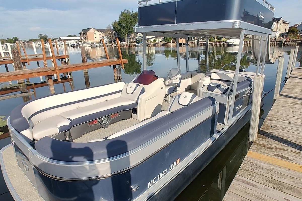 2023 Tahoe Pontoon Cascade Funship - Sold Boat