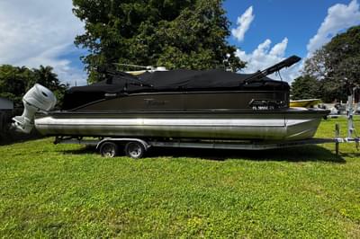 BOATZON | Tahoe Pontoon Cascade Platinum Quad Lounger 25 2023 BOATZON | Tahoe Pontoon Cascade Platinum Quad Lounger 25 2023