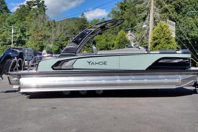 BOATZON | Tahoe Pontoon Grand Tahoe LTD Cruise Rear Bench 2026