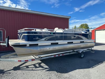 BOATZON | Tahoe Pontoon GT2080QF 2014