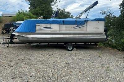 BOATZON | Tahoe Pontoon LT2000 2008