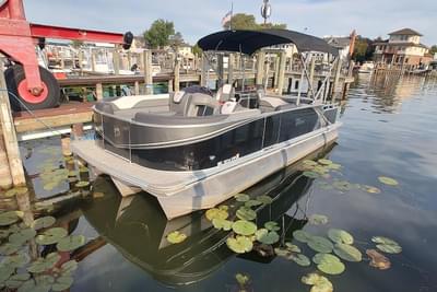 BOATZON | Tahoe Pontoon LTZ Entertainer 2023
