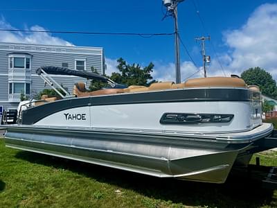 BOATZON | Tahoe Pontoon Quad Lounger Shift 2025 BOATZON | Tahoe Pontoon Quad Lounger Shift 2025