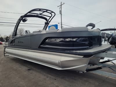 BOATZON | Tahoe Pontoons 2585 Grand Tahoe LTD Quad Lounger 27 WG 2026