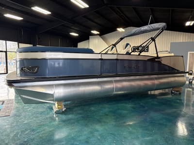 BOATZON | Tahoe Pontoons Cascade  23 FT VRL 2025