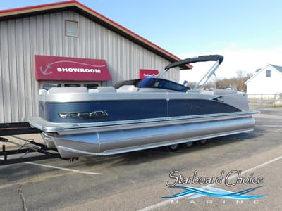 BOATZON | Tahoe Pontoons Cascade 25 Quad Lounge Windshield 2026