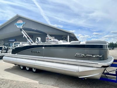 BOATZON | Tahoe Pontoons Cascade Quad Lounge Shift 2026