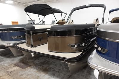 BOATZON | Tahoe Pontoons Cascade Quad Lounger 23 FT 2023