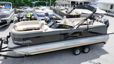 BOATZON | Tahoe Pontoons Cascade  Quad Lounger Windshield 2026