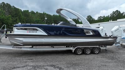 BOATZON | Tahoe Pontoons Grand Tahoe Elite  27 FT 2025