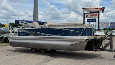 BOATZON | Tahoe Pontoons GT2185CR 2019