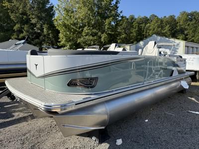 BOATZON | Tahoe Pontoons LTZ  23 FT Quad Lounger 2026