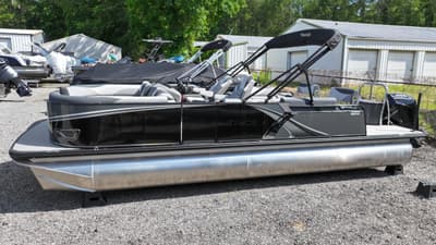 BOATZON | Tahoe Pontoons LTZ  25 FT Quad Lounger Shift 2026