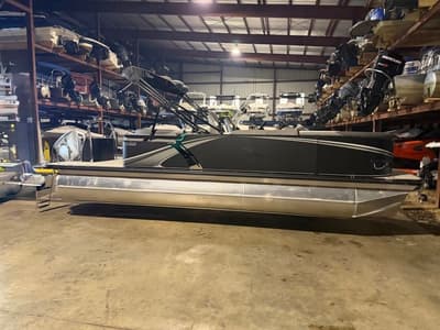 BOATZON | Tahoe Pontoons LTZ Quad Lounger 21 FT 2025