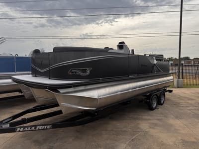 BOATZON | Tahoe Pontoons LTZ Quad Lounger Shift 23 FT 2027 BOATZON | Tahoe Pontoons LTZ Quad Lounger Shift 23 FT 2027