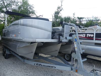 BOATZON | Tahoe Pontoons LTZ Rear Fish 22 FT 2022