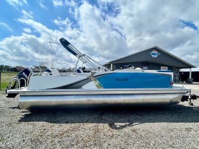 BOATZON | Tahoe Pontoons LTZ Versatile Rear Lounge 2026