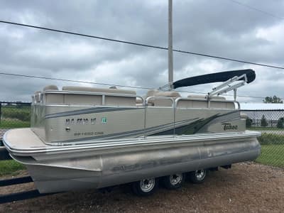 BOATZON | Tahoe Pontoons Sport CRB  ELECTRIC PONTOON 2018