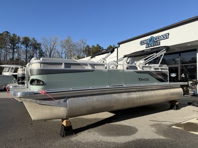 BOATZON | Tahoe Pontoons Sport Quad Lounge  21 FT 2026
