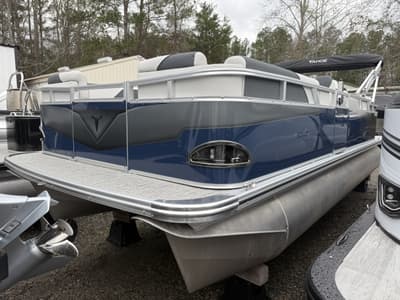 BOATZON | Tahoe Pontoons Sport Quad Lounge  21 FT 2026