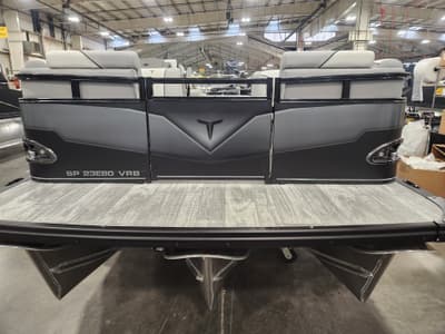 BOATZON | Tahoe Pontoons Sport Versatile Rear Bench 2026 BOATZON | Tahoe Pontoons Sport Versatile Rear Bench 2026