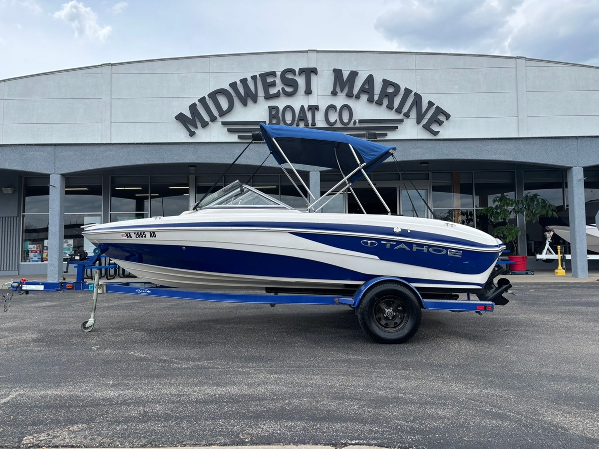 2012 Tahoe Q5i - Sold Boat