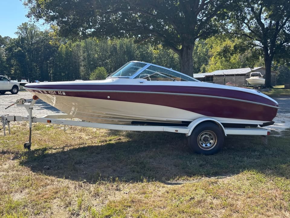 2000 Tahoe Tahoe Q5L 2000 - Sold Boat