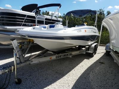 BOATZON | Tahoe® 1950 2018 BOATZON | Tahoe® 1950 2018