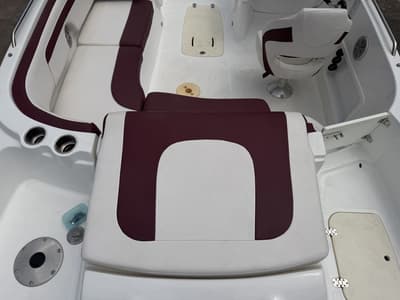 BOATZON | Tahoe® 215 Xi 2019