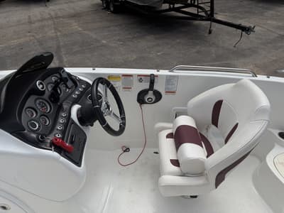 BOATZON | Tahoe® 215 Xi 2019
