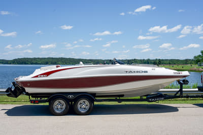 BOATZON | Tahoe® 215 Xi 2019