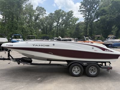 BOATZON | Tahoe® 215 Xi 2019