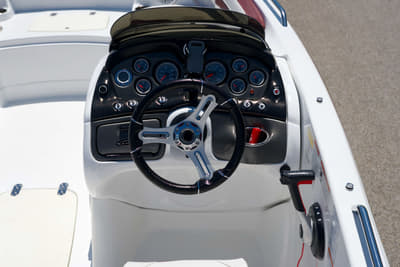 BOATZON | Tahoe® 215 Xi 2019