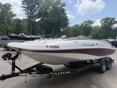BOATZON | Tahoe® 215 Xi 2019