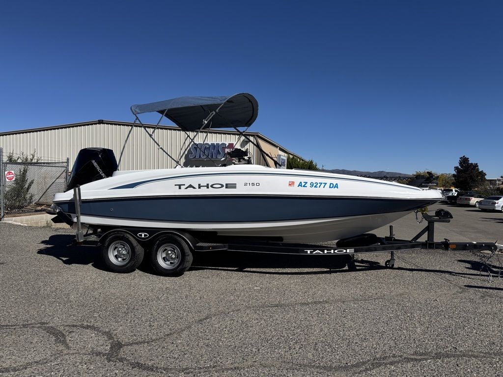 2020 Tahoe® 2150 - Sold Boat