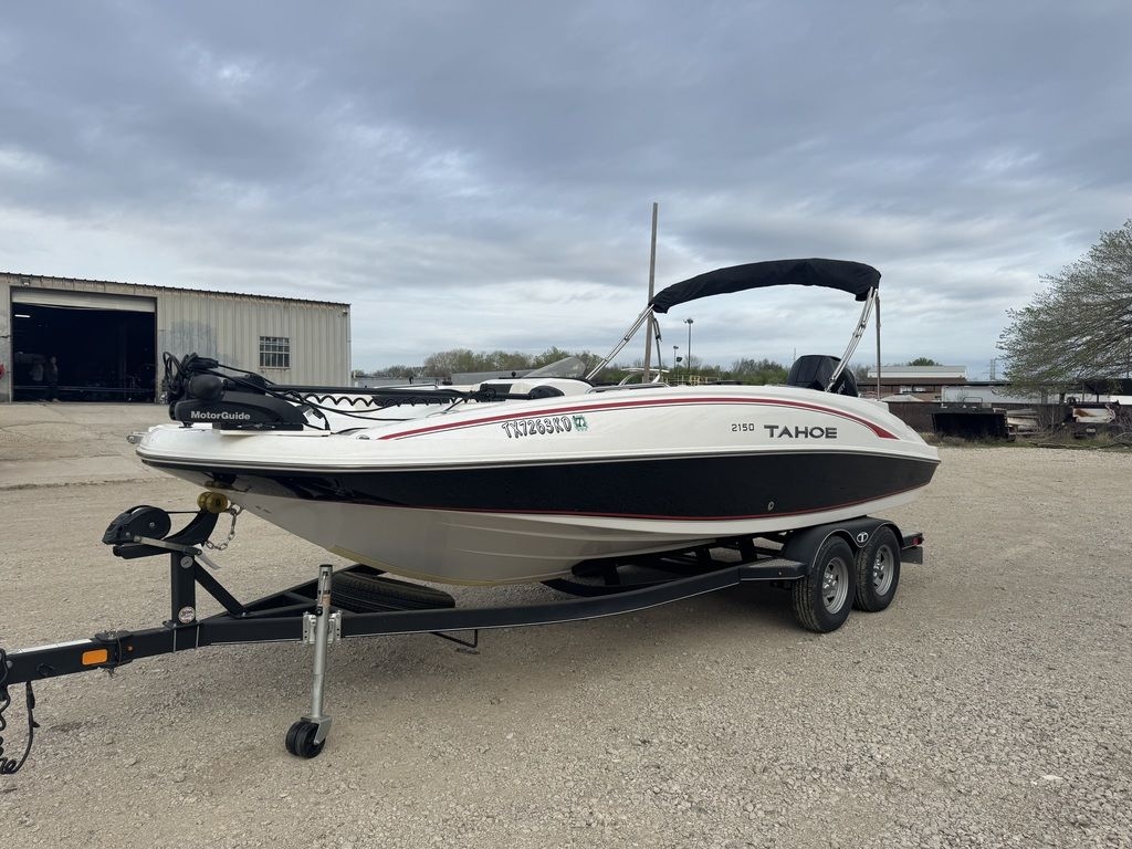 2021 Tahoe® 2150 - Sold Boat