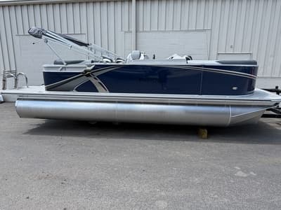 BOATZON | Tahoe® LTZ 2185 QL 2027