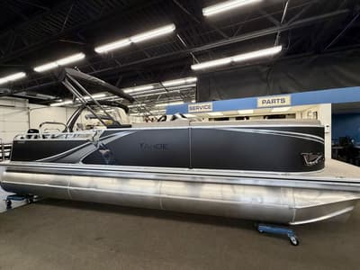 BOATZON | Tahoe® LTZ 2385 VRB 2026