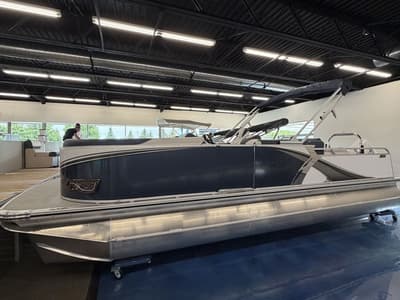 BOATZON | Tahoe® LTZ 2385 VRB 2026