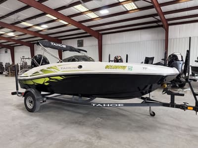 BOATZON | Tahoe® T16 2022