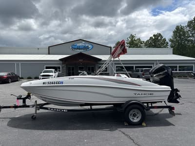 BOATZON | Tahoe® T16 2022