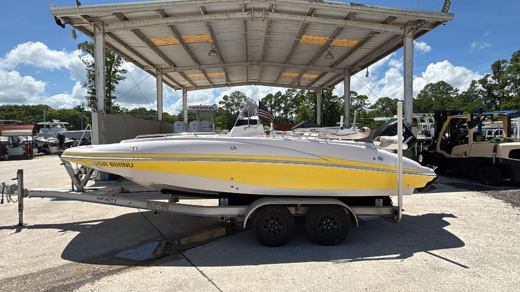 2006 Tahoe® TAHOE 215 CC - Sold Boat