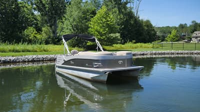 BOATZON | Tahoe Vista 2085 CR 2013