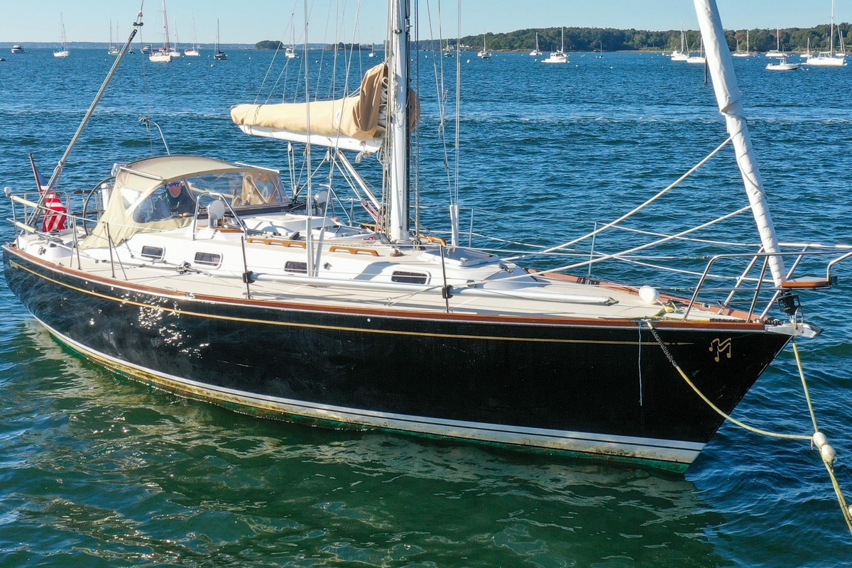 1992 Tartan 3500 - Sold Boat