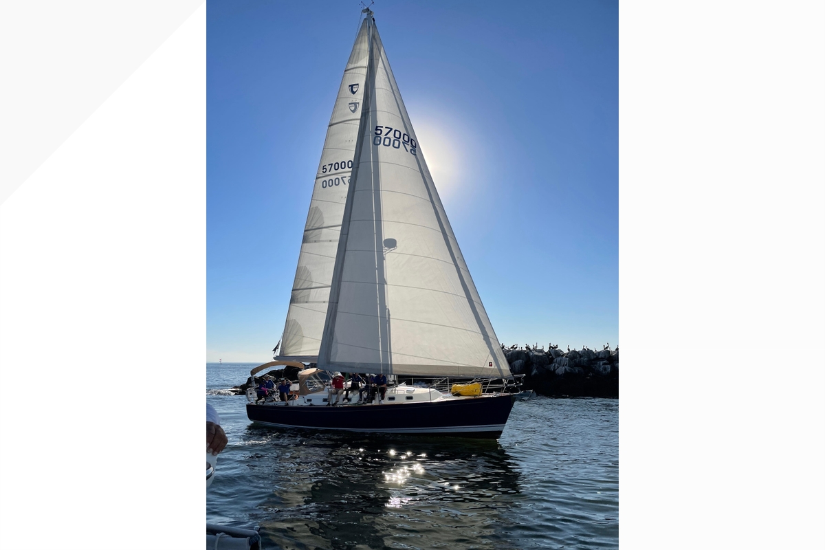 2016 Tartan 4000 - Sold Boat
