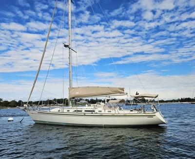 BOATZON | Tayana 52 Aft Cockpit 1986